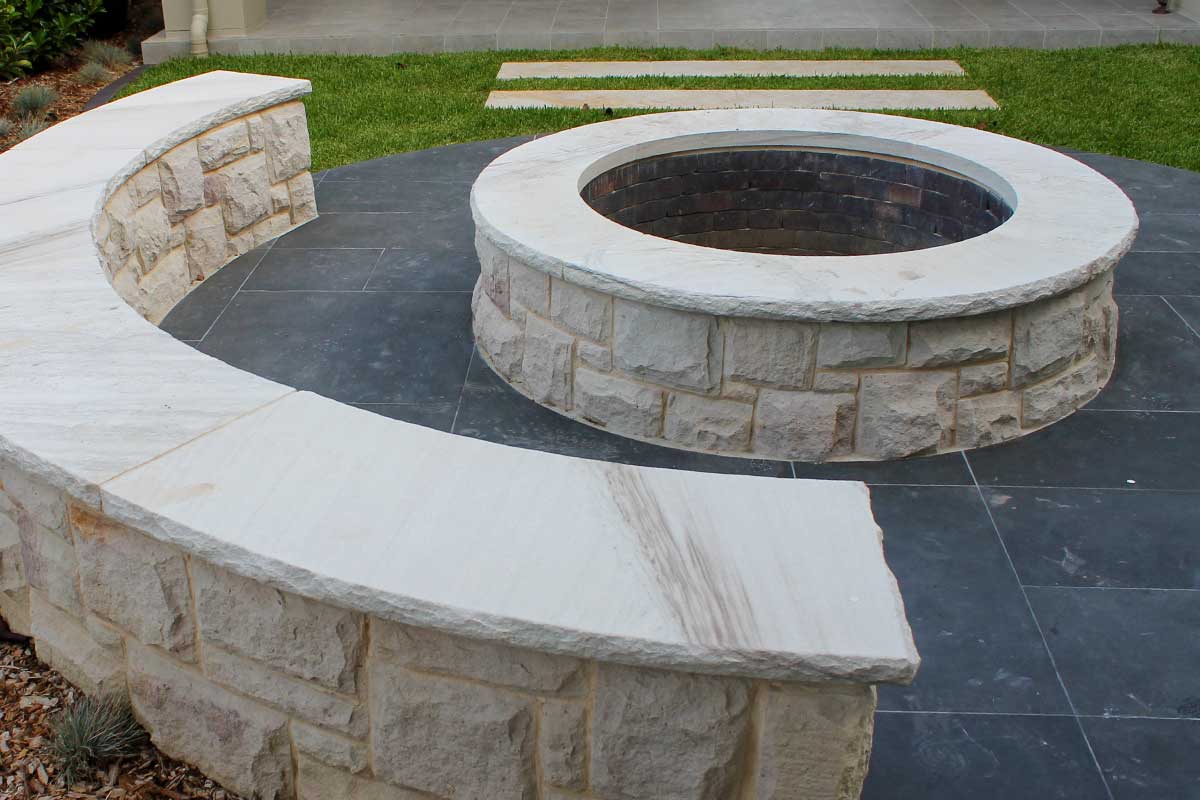 Landscaping Emu Plains Fire Pit