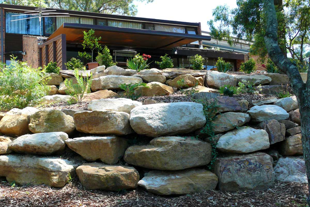 Landscaping Leonay Boulder Retaining Wall