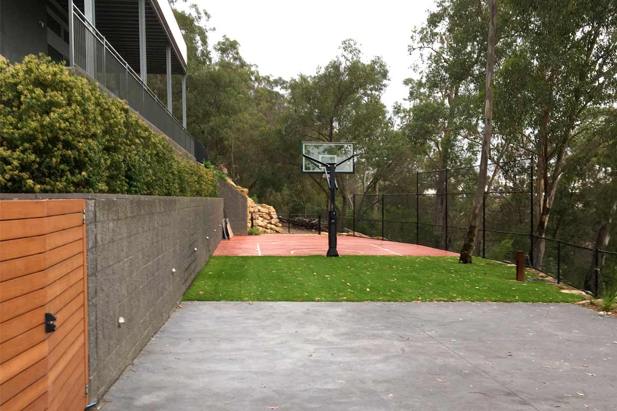 Emu Heights Lawn Basketball Court